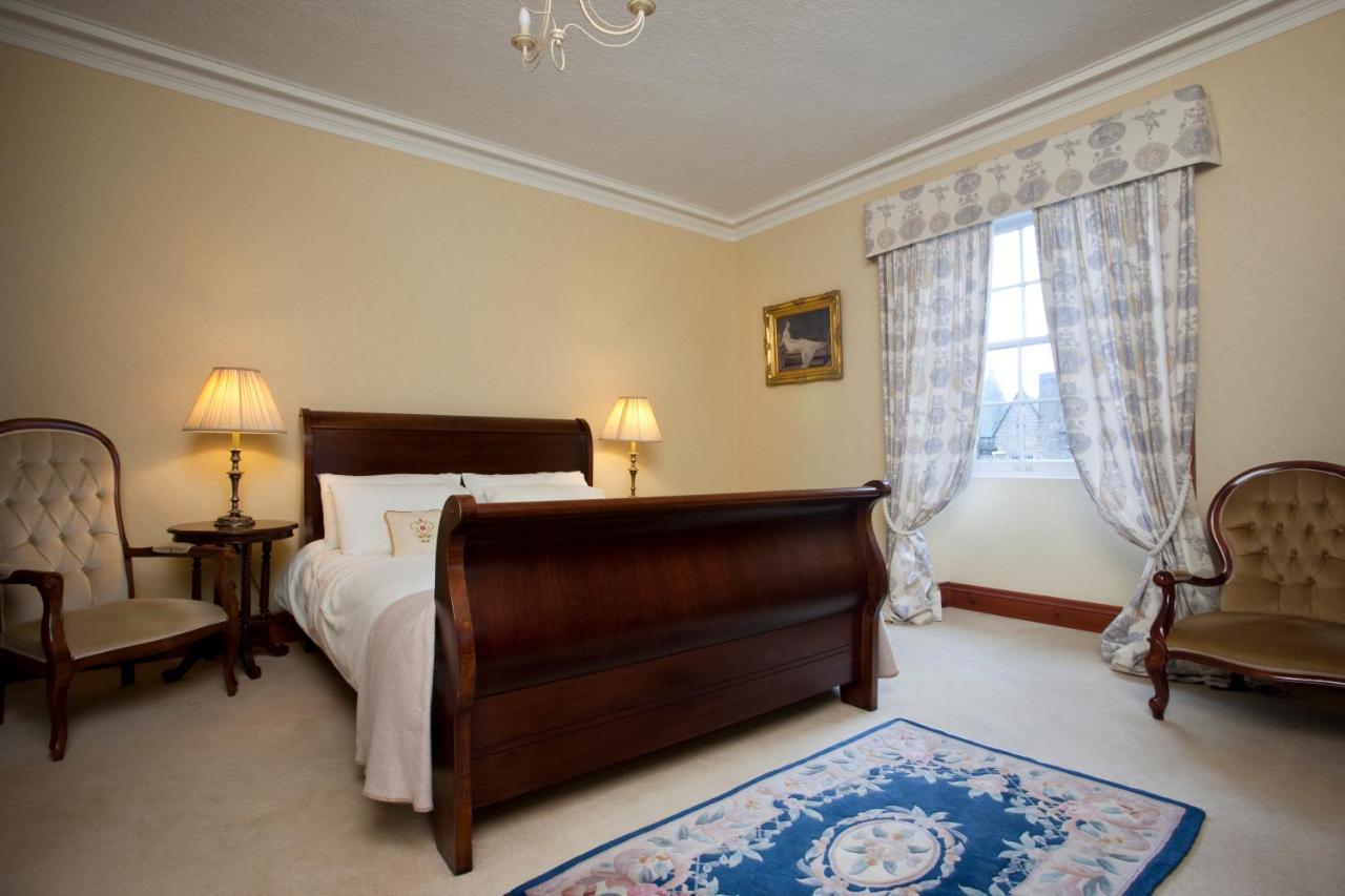 Moraybank Bed & Breakfast Элгин Экстерьер фото