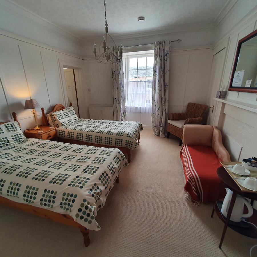 Moraybank Bed & Breakfast Элгин Экстерьер фото